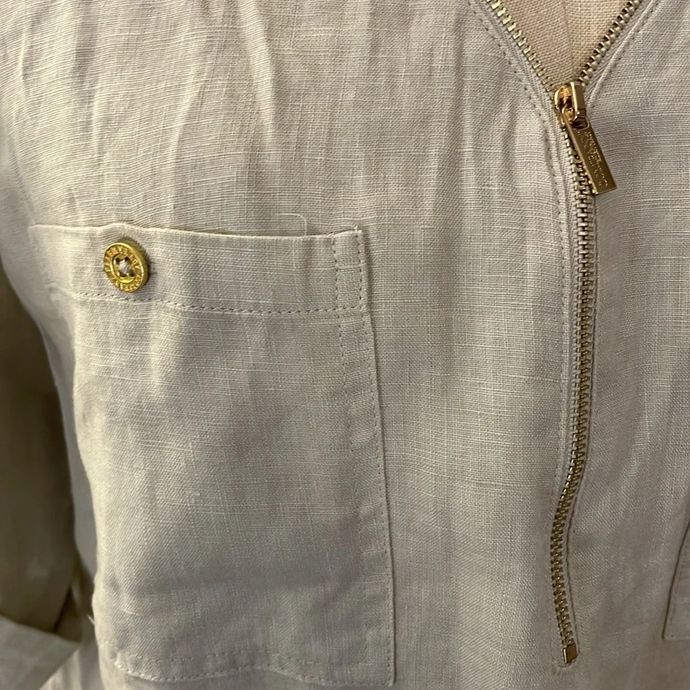 Ellen Tracy Company linen zipper down short sleeve blouse in sandstone - Picture 3 of 8